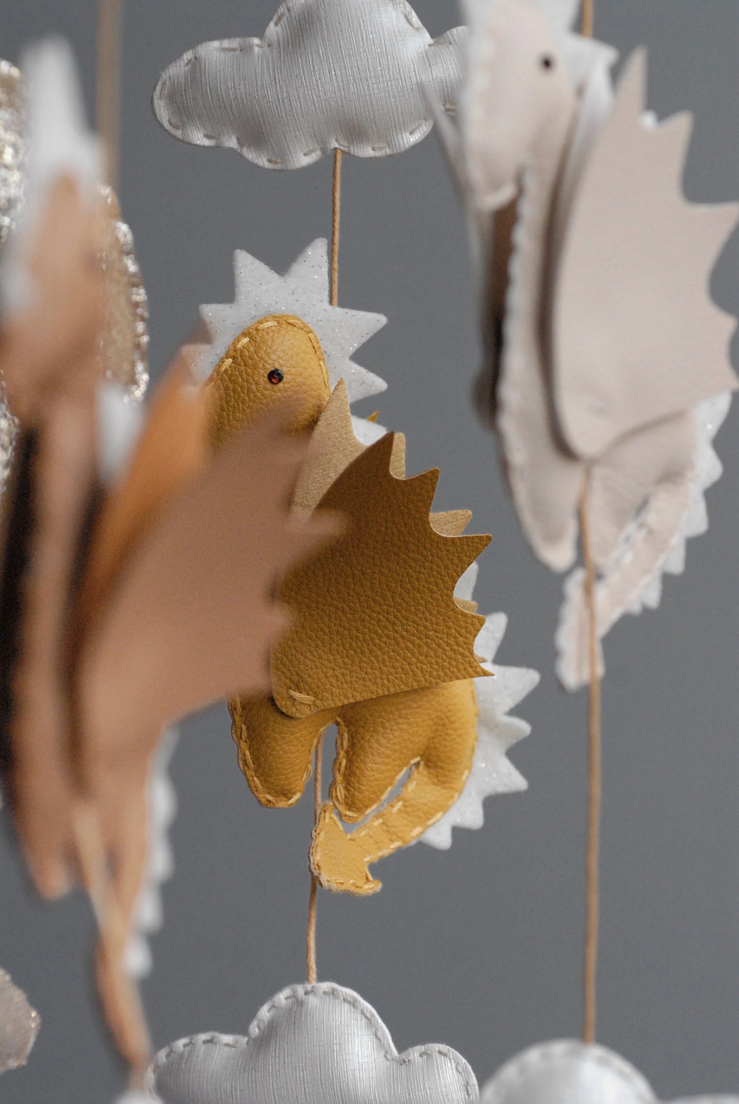 Móvil : “Volando entre Dragones“