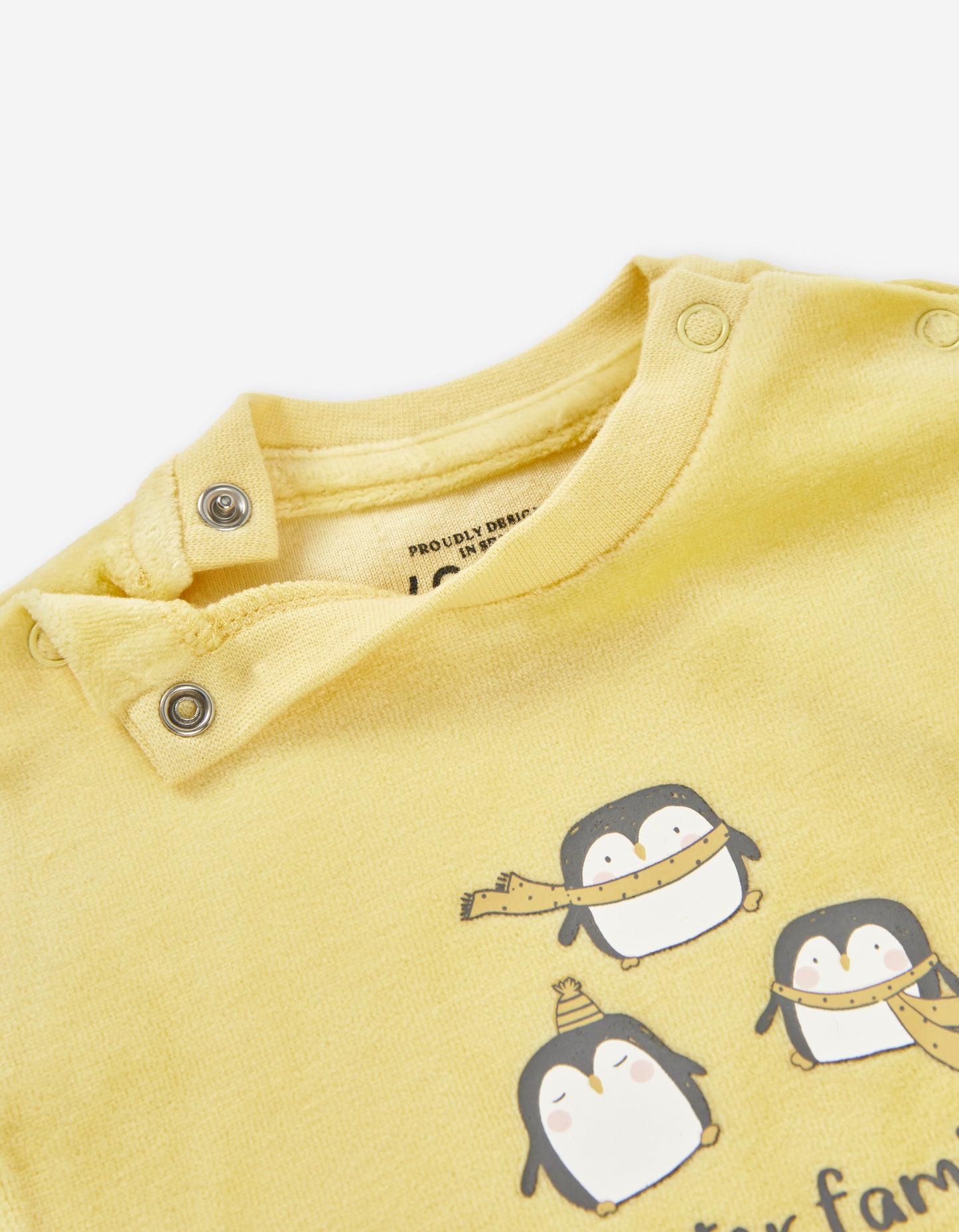Conjunto Losan Pinguinos Amarillo