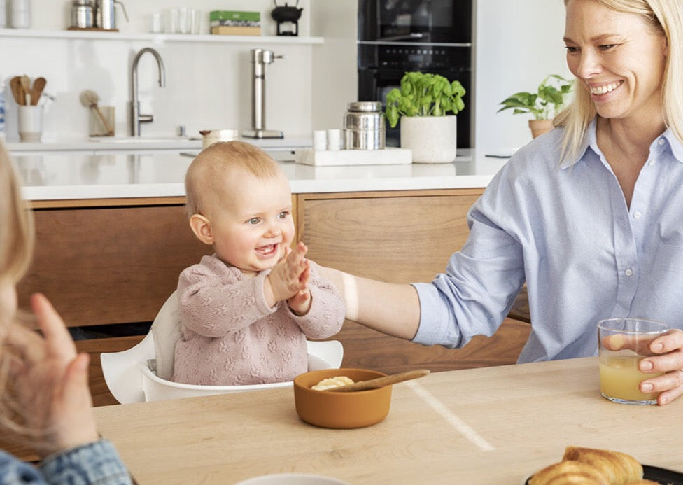 Silla Stokke Nomi Natural Blanco