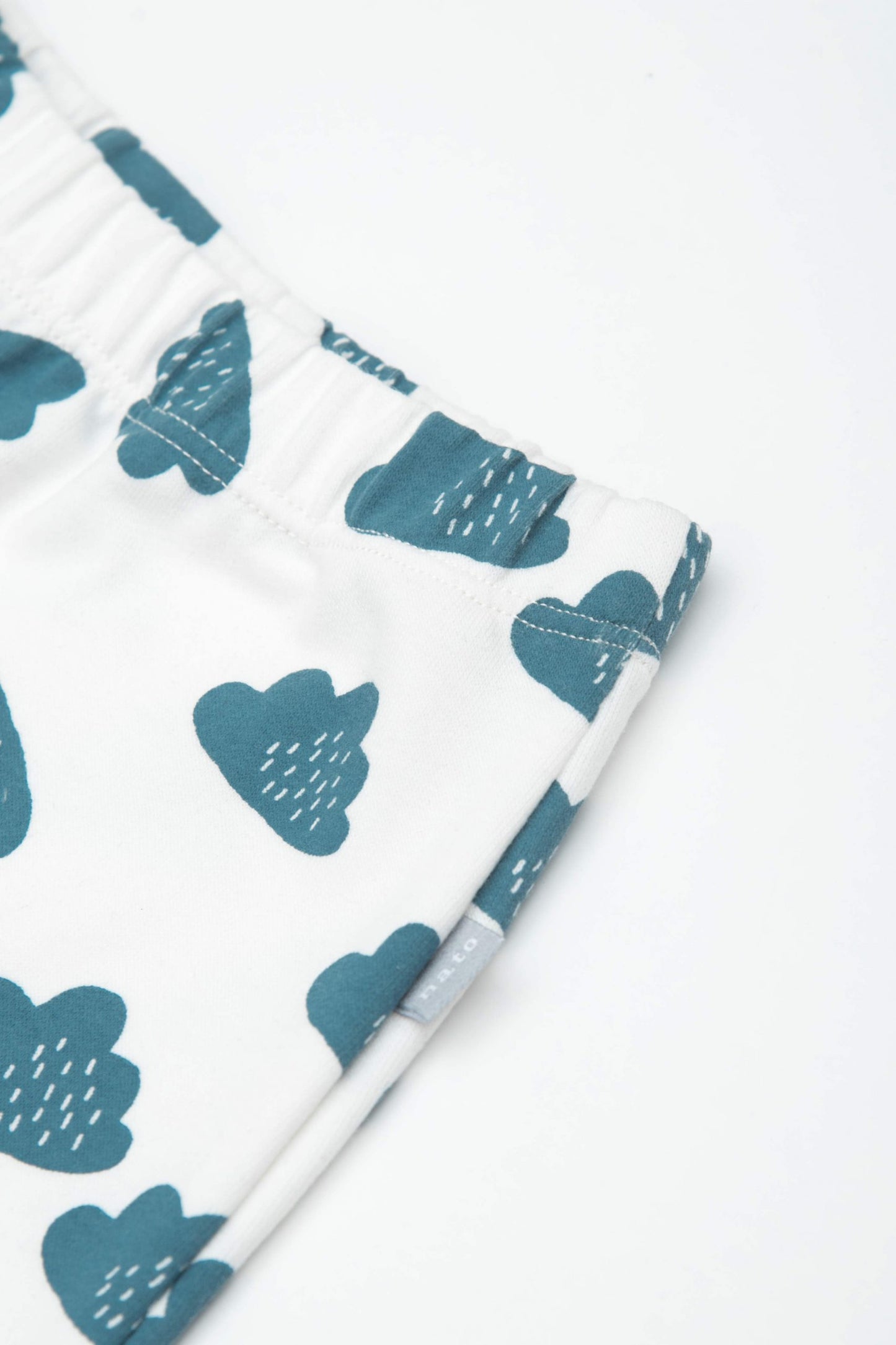 Pantalón estampado Nato Nubes