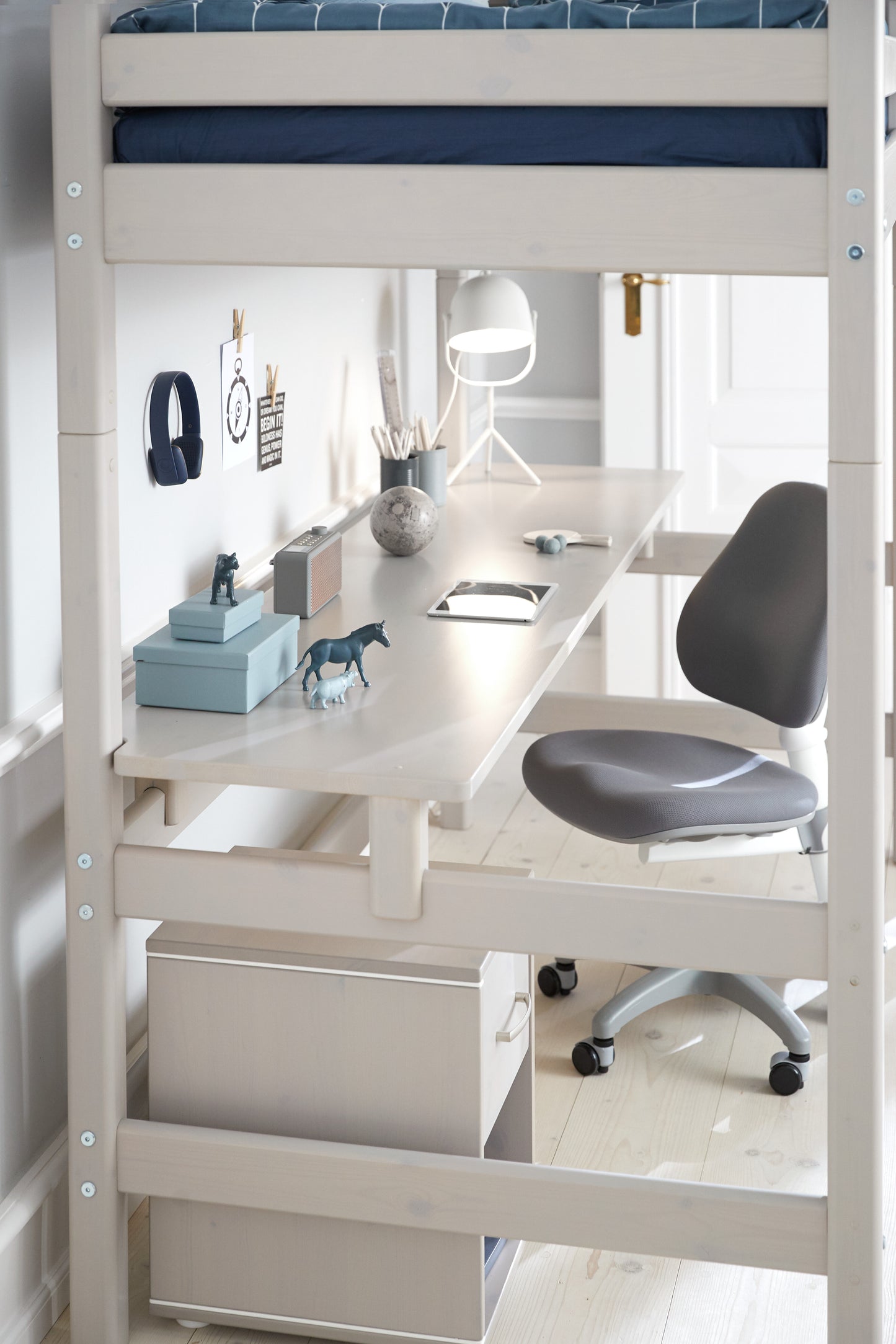 Cama Alta Flexa Classic Con Escritorio Largo Y Escalera Recta