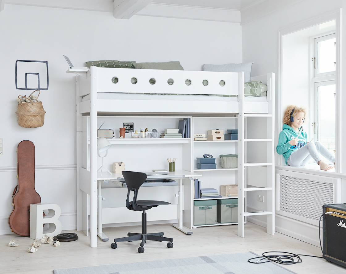 Escritorio EVO, metalico con altura e inclinacion ajustable
