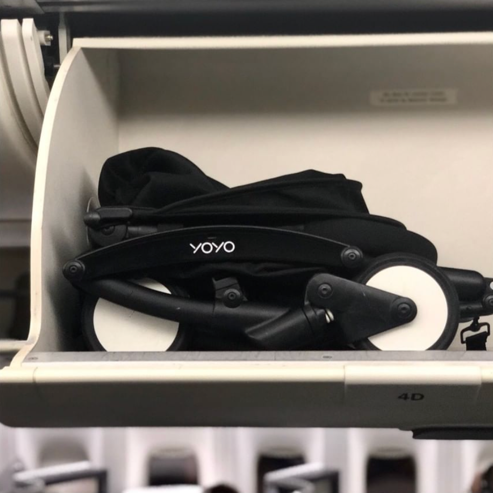 Coche BABYZEN™ YOYO² 6+ Negro/Negro