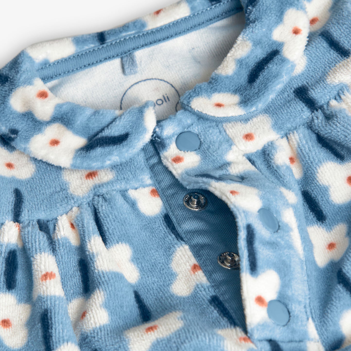 Pijama Terciopelo Boboli Flores Blancas