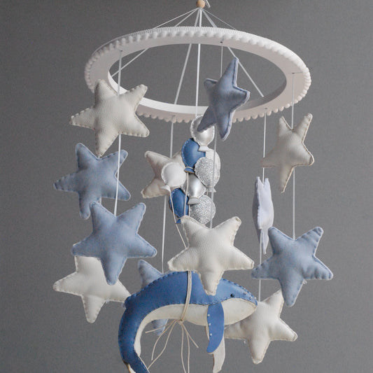 Móvil MrFox ballena con globos azul