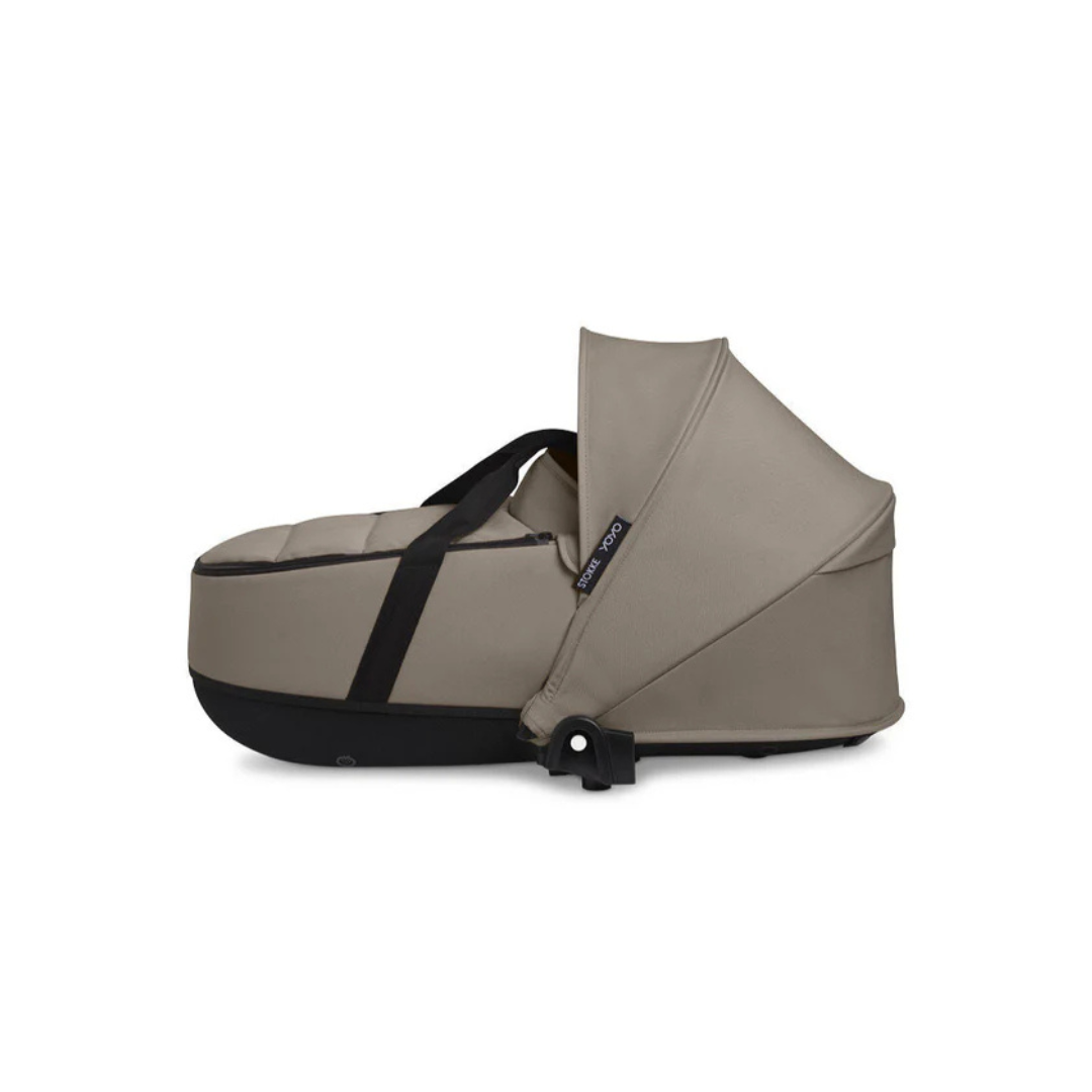 Combo Coche STOKKE™ YOYO³ 6+ Negro/Taupe+ CAPAZO
