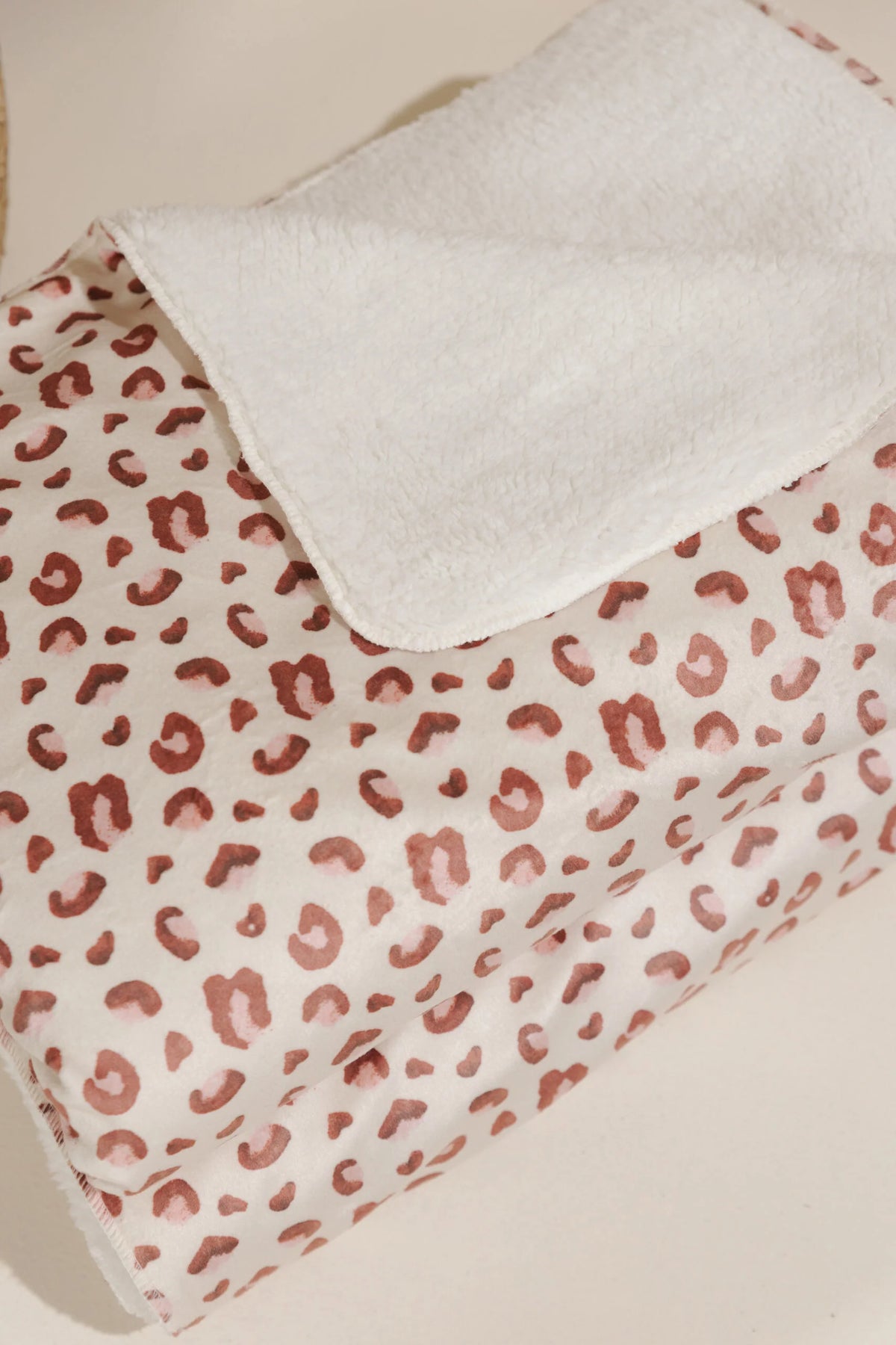 COBIJA BORREGO ANIMAL PRINT