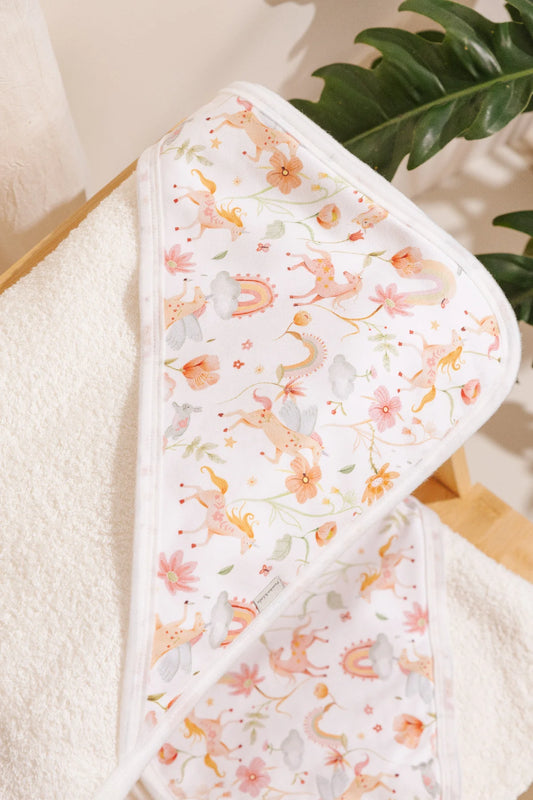 TOALLA CAPUCHA BEIGE JARDIN MAGICO