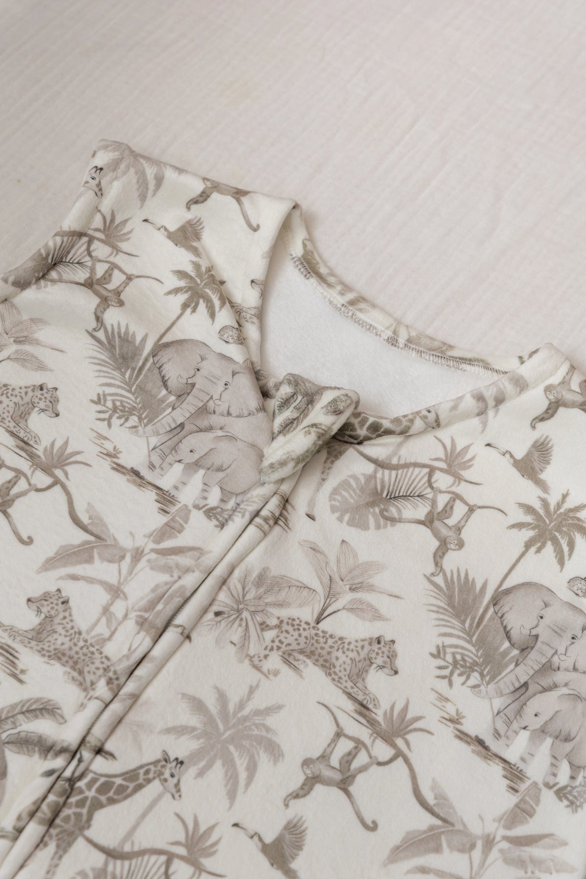 SACO DE DORMIR VELVET SAFARI T:0-12M