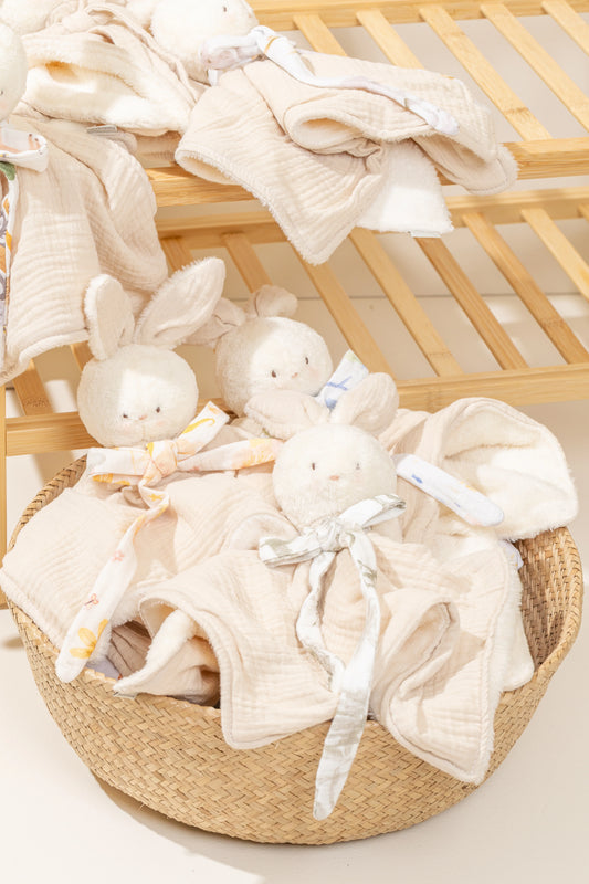 MUÑECO DE APEGO BEIGE