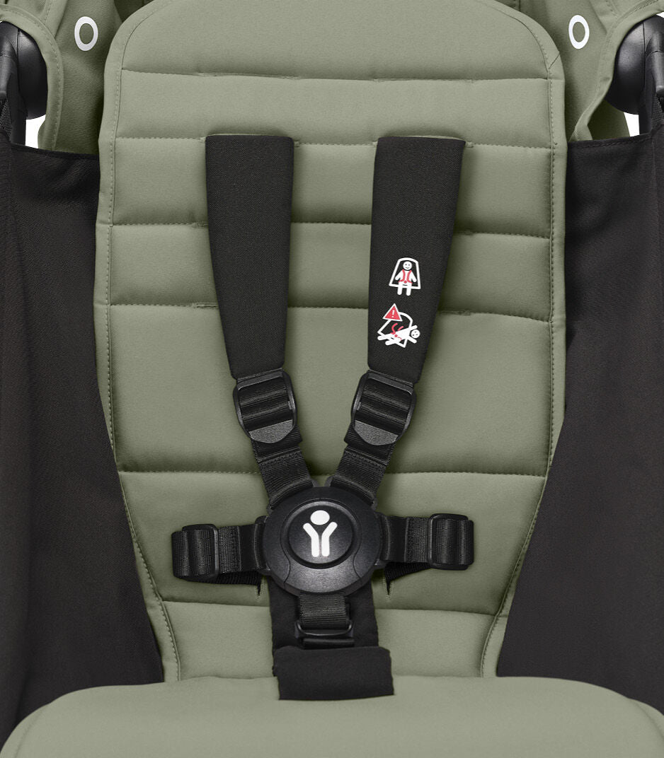 Coche Stokke® YOYO³ 6+ Negro/Olive