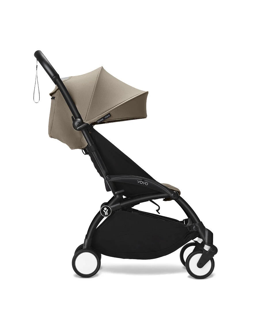 Coche Stokke® YOYO³ 6+ Negro/Taupe