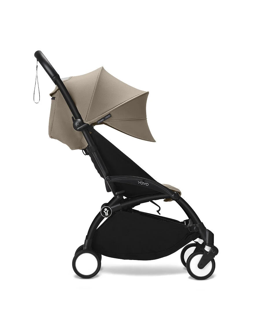 Coche Stokke® YOYO³ 6+ Negro/Taupe