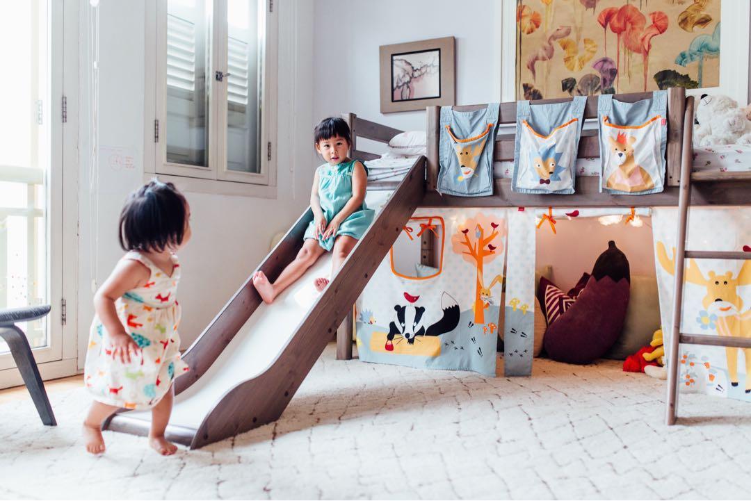 Cama con Tobogan Terra, escalera inclinada