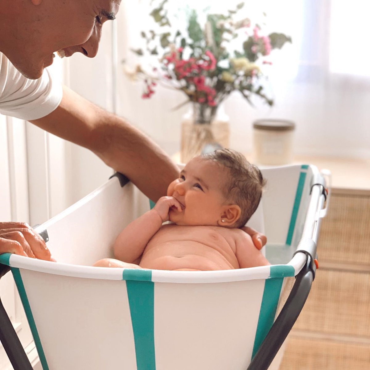 Combo Bañera Flexibath Stokke Blanco Aqua – BabyStation