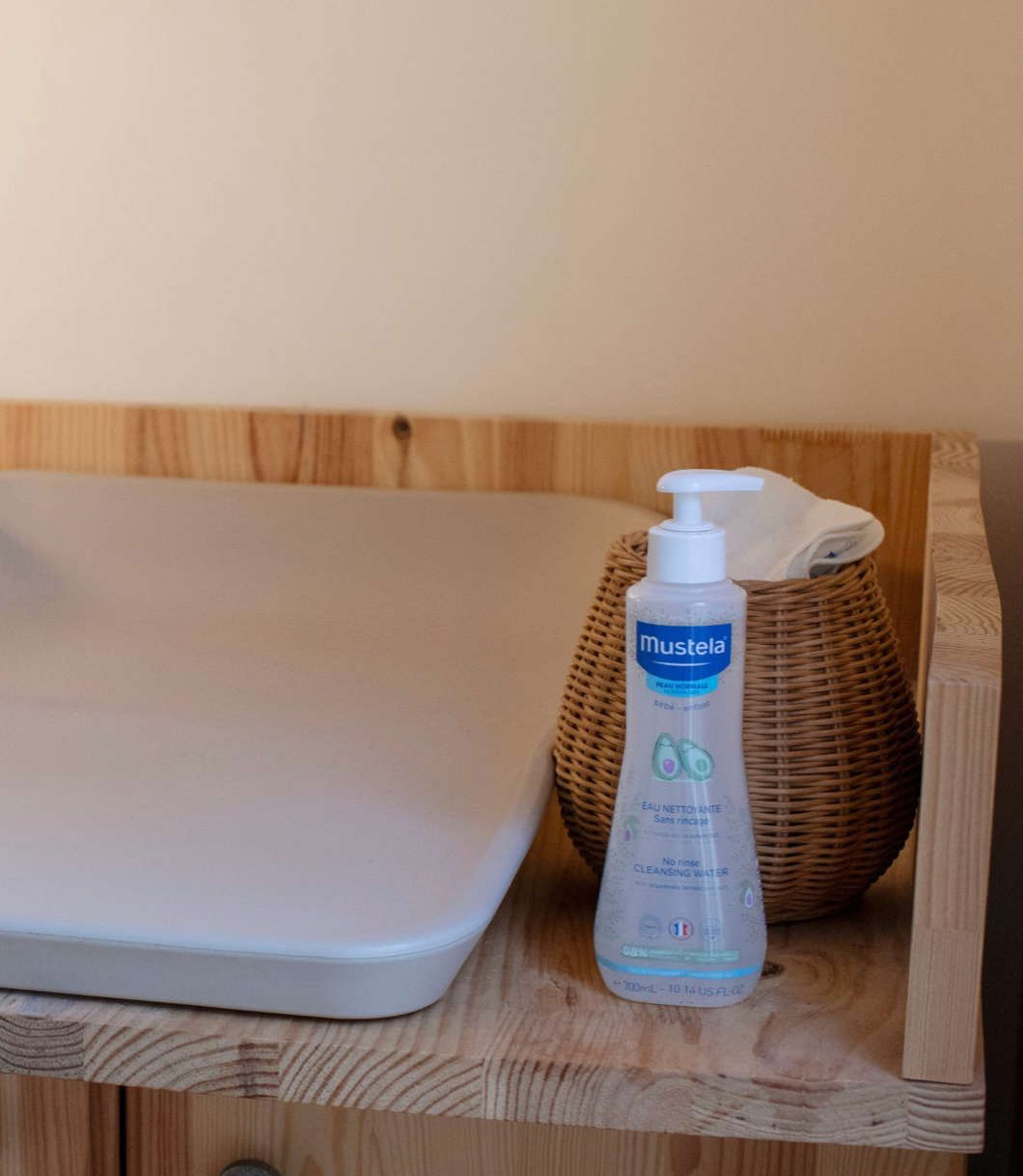 Solución limpiadora sin enjuague Mustela 300ml