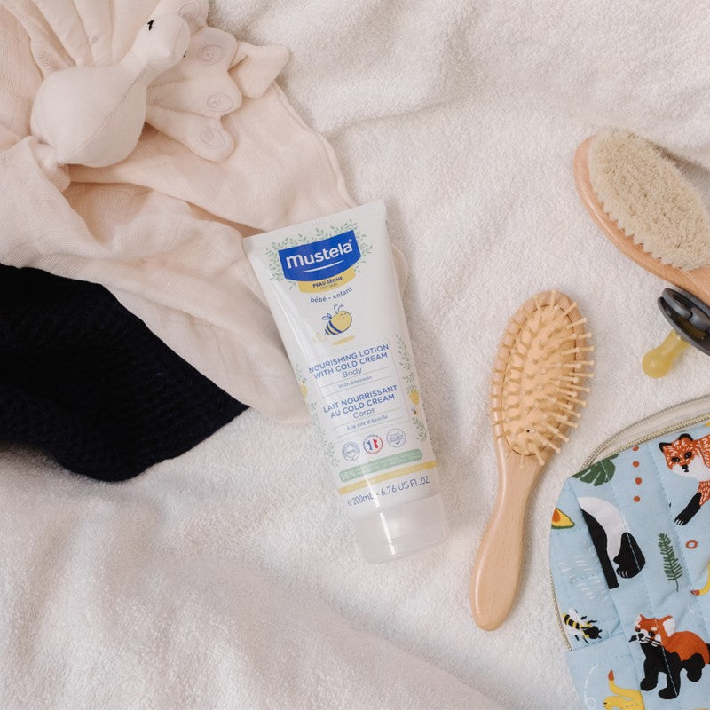 Crema hidratante para el cuerpo Mustela 200 ml